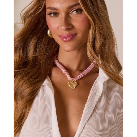 Pink/Gold Beaded Heart Necklace - Picture 4 of 5